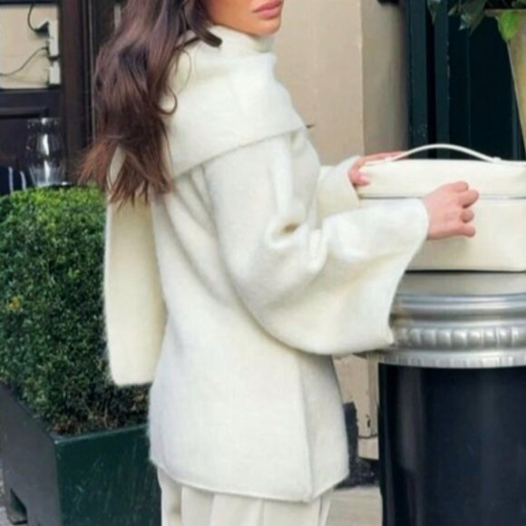 Apricot Casual Women's Pullover Sweater With Scarf - Picture 2 of 6